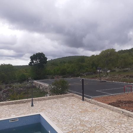 Patakun Villa Lecevica Bagian luar foto