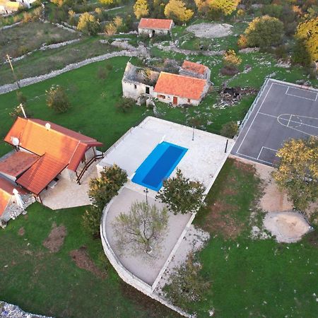 Patakun Villa Lecevica Bagian luar foto
