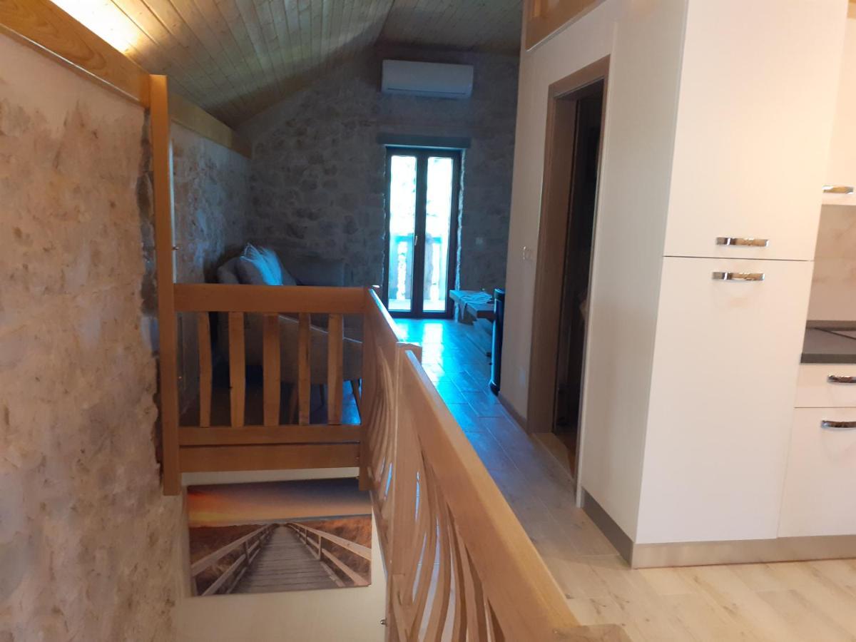 Patakun Villa Lecevica Bagian luar foto